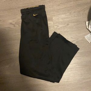 Nike livestrong thermafit sweatpants